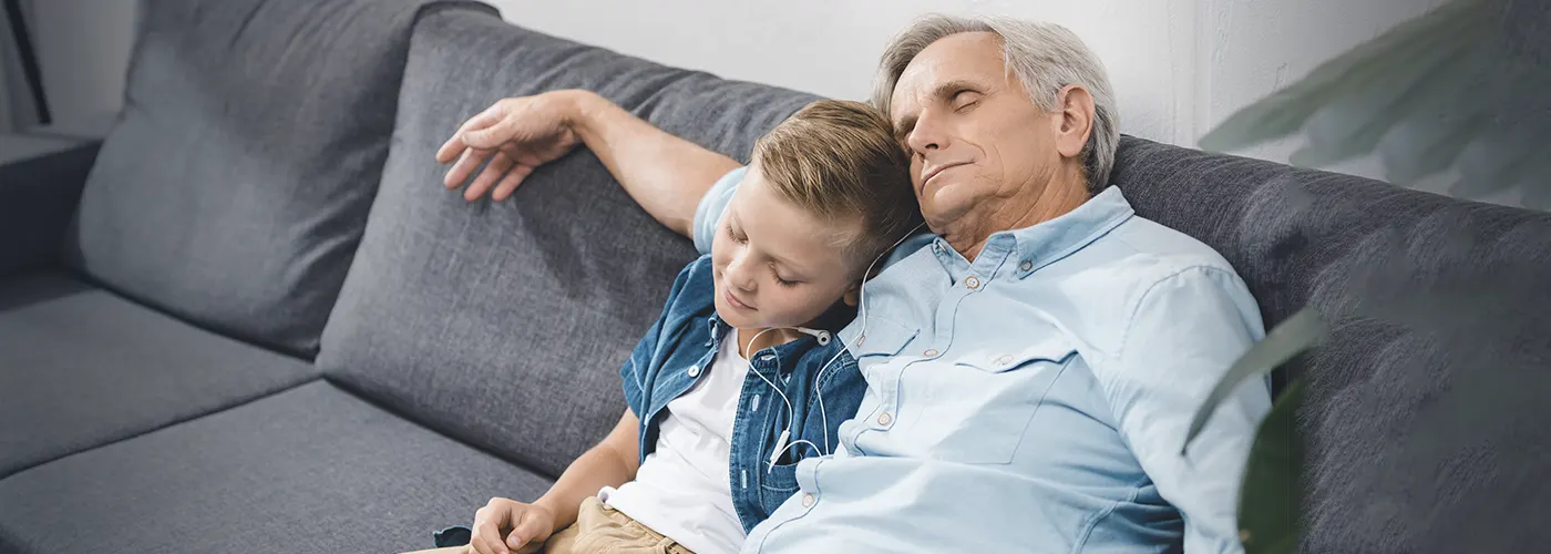 anciano durmiendo